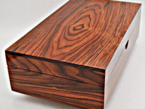 Exhibition Line: Bolivian Rosewood Solid Exotic Wood Humidor 150 Cigars